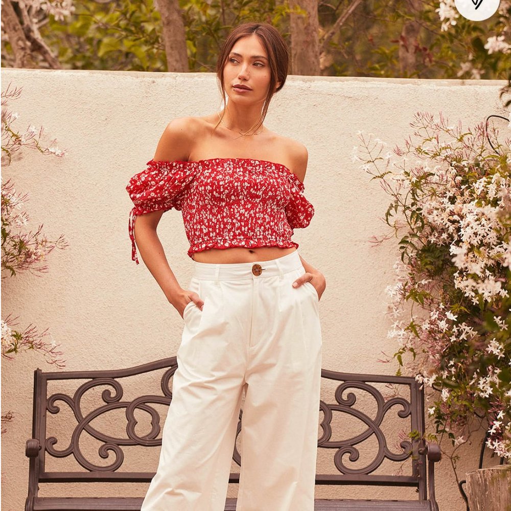 Lulu's Summertime Sweetness Red Floral Print Smocked Puff Sleeve Top NWOT